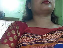 Indian Bhabhi has sex with stepbrother resembling chest