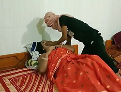 Indian beautiful bhabhi hardcore making love on touching local thief within reach night!!