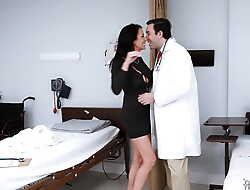 Hot MILF Doctor Rides Colleague's Big Blarney In Patient's Room